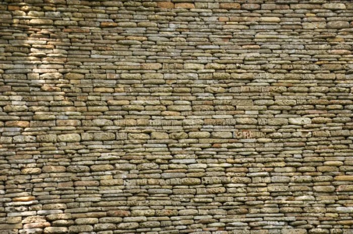 Natural stone wall design